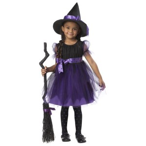 Фото девочки в костюме ведьмы